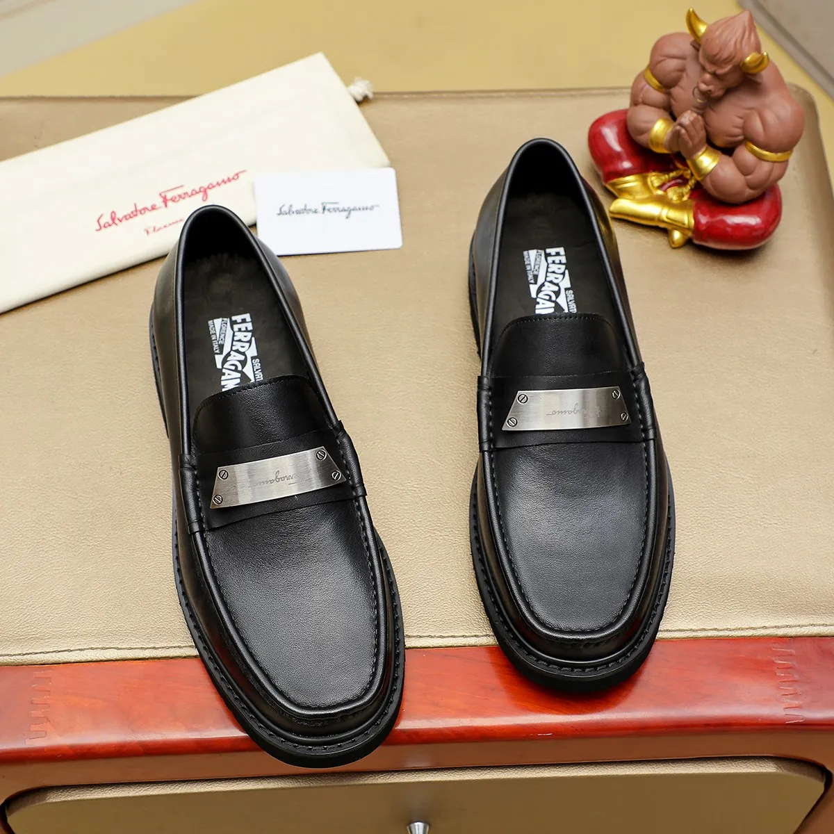Men's shoes 💰500 Ferragamo [Ferragamo] top imported suit men's shoes 💯Original copy of the official website, product materials: selected imported embossed calfskin + luxury hardware buckle accessories ~ imported water-dyed cow 🐂 leather lining. Strong three-dimensional visual effect, original combination outsole, multiple colors available😘 Size: 38-44 (.45.46. Customized)